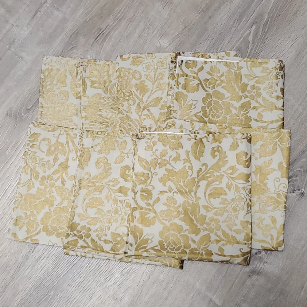 Williams Sonoma Bundle Lit of 8 cotton table napkins floral gold